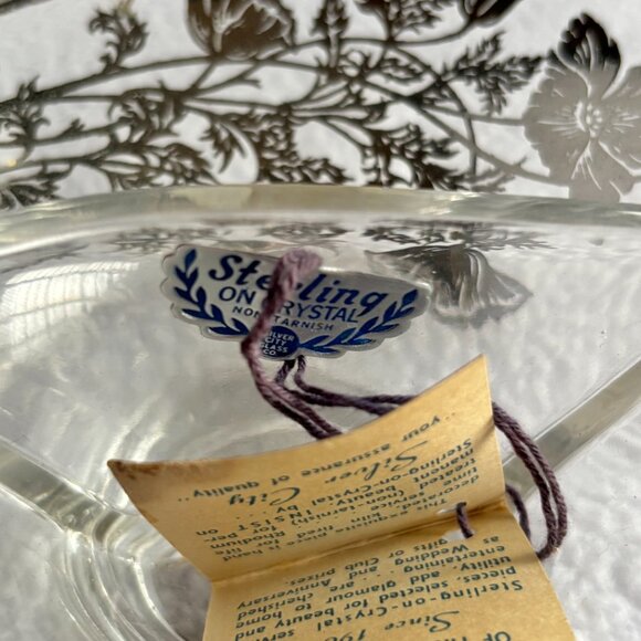 Sterling Silver on Clear Glass Flanders Poppy Divided Glass Dish - Picture 7 of 12